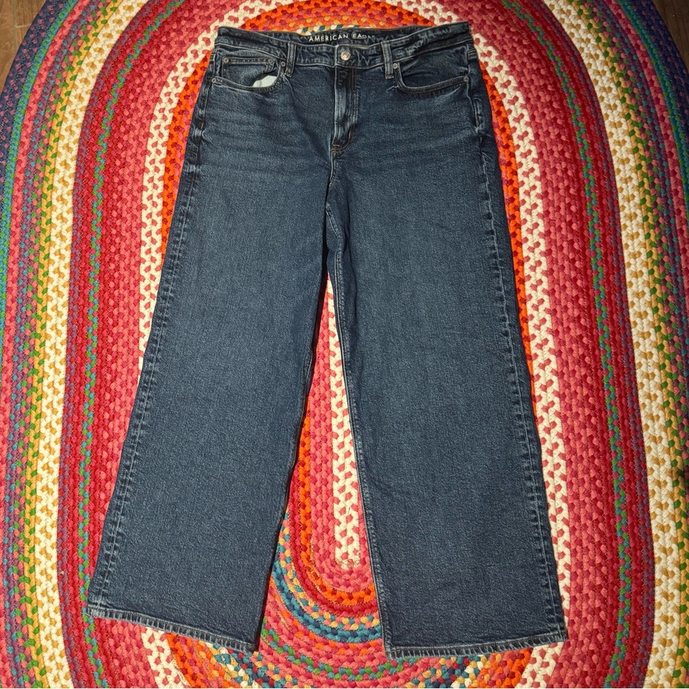 Never worn American Eagle Wide leg Jeans